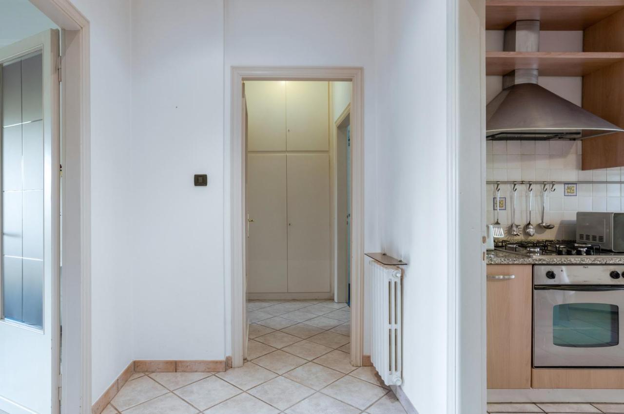 Lucca Roomy Apartment With Balcony And Parking! Exterior photo